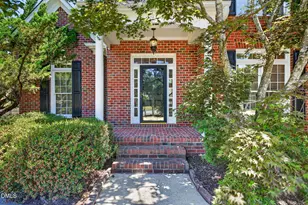 105 Ecklin Ln, Cary, NC 27519 - Photo 2