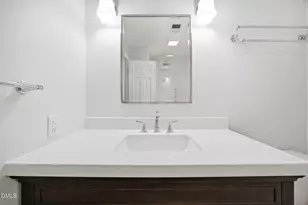 5101 Sandlewood Dr, Raleigh, NC 27609 - Photo 18