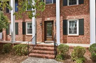 5101 Sandlewood Dr, Raleigh, NC 27609 - Photo 2