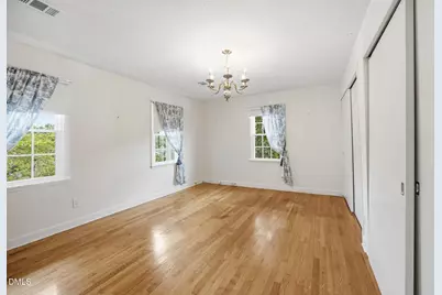 5101 Sandlewood Drive, Raleigh, NC 27609 - Photo 32