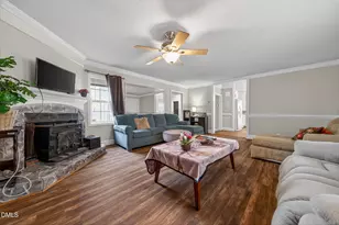 2544 Holiday Ave, Zebulon, NC 27597 - Photo 10