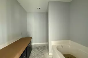 73 Hagood St, Smithfield, NC 27577 - Photo 6