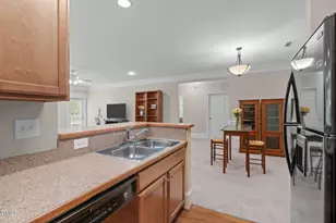 928 Portstewart Dr, Cary, NC 27519 - Photo 18
