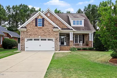 620 Sippihaw Oaks Drive, Fuquay-Varina, NC 27526 - Photo 2