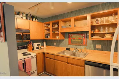 5926 Suncreek Court, Raleigh, NC 27606 - Photo 4