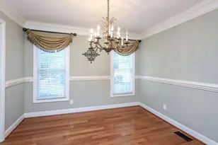 516 Blakewood Dr, Raleigh, NC 27609 - Photo 8