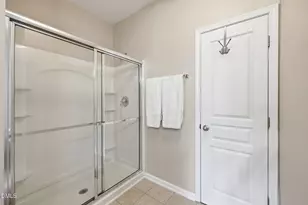 6102 Braidwood Ct, Raleigh, NC 27612 - Photo 32