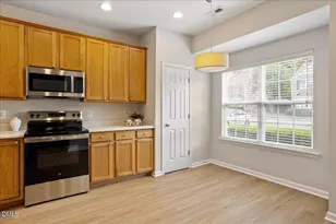 10962 Pendragon Pl, Raleigh, NC 27614 - Photo 8