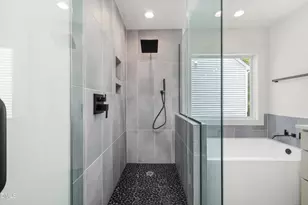 7608 Silver View Ln, Raleigh, NC 27613 - Photo 60