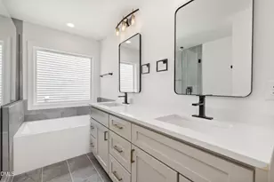 7608 Silver View Ln, Raleigh, NC 27613 - Photo 58