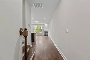 814 Rymark Ct, Cary, NC 27513 - Photo 4