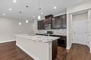 814 Rymark Ct, Cary, NC 27513 - Photo 8
