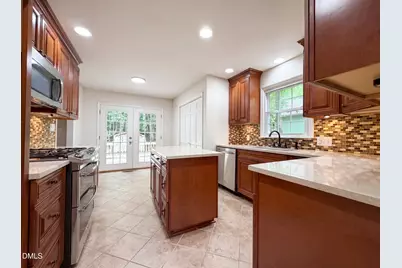 2408 White Oak Circle, Clayton, NC 27520 - Photo 6