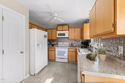 46 Richmond Drive, Clayton, NC 27527 - Photo 8