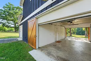 8196 Raymond Royster Rd, Roxboro, NC 27574 - Photo 28