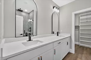 408 S Brevard St, Selma, NC 27576 - Photo 16