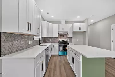 408 S Brevard Street, Selma, NC 27576 - Photo 8