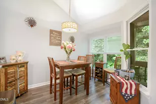 101-2D Marbury Ct, Cary, NC 27513 - Photo 8
