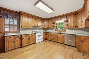 212 Hillcrest Dr, Oxford, NC 27565 - Photo 32