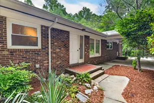 703 Caswell Rd, Chapel Hill, NC 27514 - Photo 2