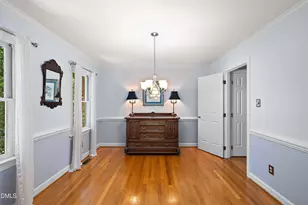 129 Castlefern Dr, Cary, NC 27513 - Photo 12