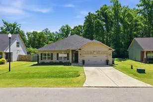 123 Woodwater Cir, Lillington, NC 27546 - Photo 4