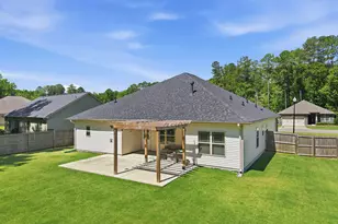 123 Woodwater Cir, Lillington, NC 27546 - Photo 6