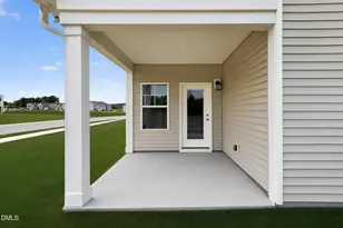 102 Marco St, Sanford, NC 27330 - Photo 4