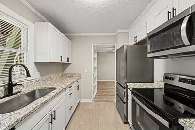 119 Carmichael Court, Cary, NC 27511 - Photo 10