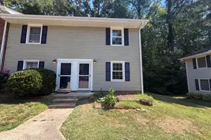 1041 Nottingham Ct, Cary, NC 27511 - Photo 1