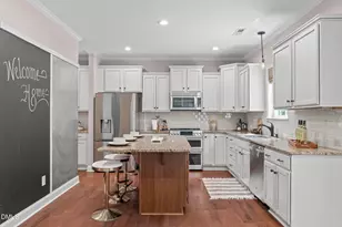 6432 Cardinaux Ln, Holly Springs, NC 27540 - Photo 10