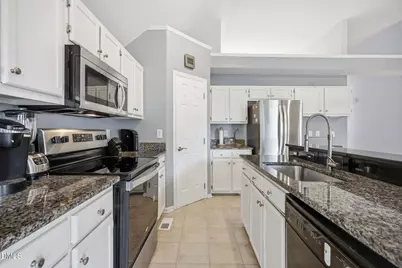 11113 N Radner Way, Raleigh, NC 27613 - Photo 10