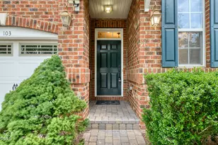 103 Longchamp Ln, Cary, NC 27519 - Photo 2