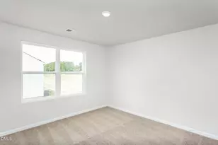 90 Foxton Pl, Angier, NC 27501 - Photo 10