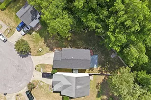 157 Lacombe Ct, Holly Springs, NC 27540 - Photo 32