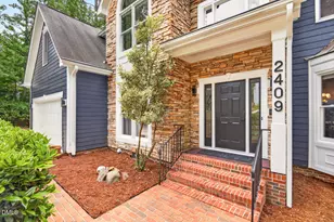 2409 Pathway Dr, Chapel Hill, NC 27516 - Photo 2