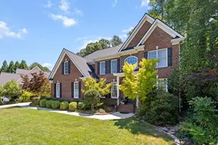 102 Poppleford Pl, Cary, NC 27518 - Photo 8