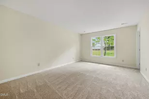 6802 Fairpoint Ct, Raleigh, NC 27613 - Photo 14