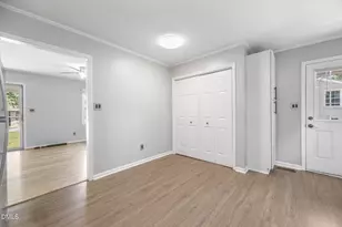 427 W Park St, Cary, NC 27511 - Photo 14