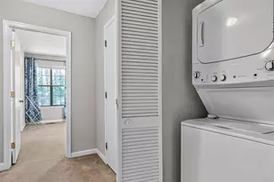 4225 The Oaks Dr, Raleigh, NC 27606 - Photo 16