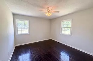 5416 Shipman Rd, Hope Mills, NC 28348 - Photo 12