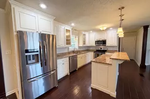 5416 Shipman Rd, Hope Mills, NC 28348 - Photo 8