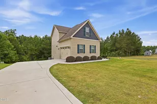 275 Buhrstone Ml St, Zebulon, NC 27597 - Photo 4