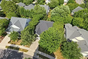 204 Crystal Brook Ln, Cary, NC 27519 - Photo 4