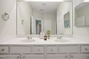 204 Crystal Brook Ln, Cary, NC 27519 - Photo 20