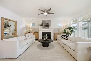 132 Clapper Ln, Holly Springs, NC 27540 - Photo 2