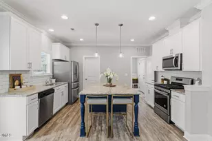 545 Barneswyck Dr, Fuquay-Varina, NC 27526 - Photo 2
