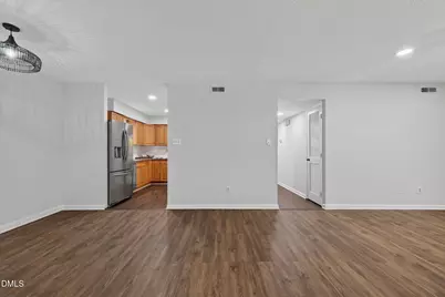 546 Pine Ridge Place, Raleigh, NC 27609 - Photo 8