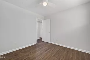 546 Pine Ridge Pl, Raleigh, NC 27609 - Photo 16