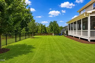 245 Boone St, Chapel Hill, NC 27516 - Photo 2